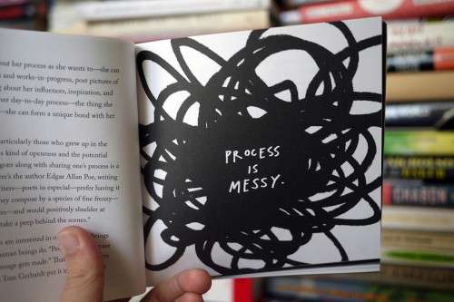 Austin Kleon: Клеонның жұмыс үстелі: Блокнот пен микстейптер арасындағы күнделік