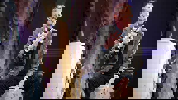 Hans Rosling: Диаграммалармен сөйлесу: Мәліметтерді қалай «жандыру» керек?