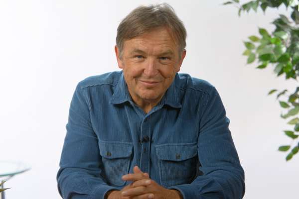 Chris Anderson: Экранның арғы жағындағы қараңғылық: Неге біз ашуға бейімбіз?