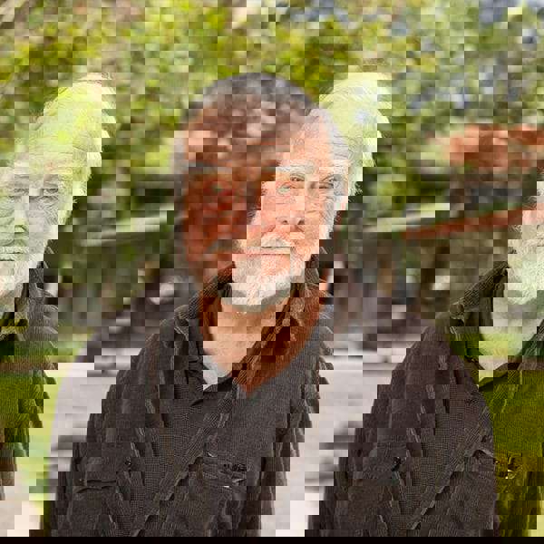 Mihaly Csikszentmihalyi: Бақыт — қол жетпейтін елес пе? Ішкі үйлесімге жаңа көзқарас