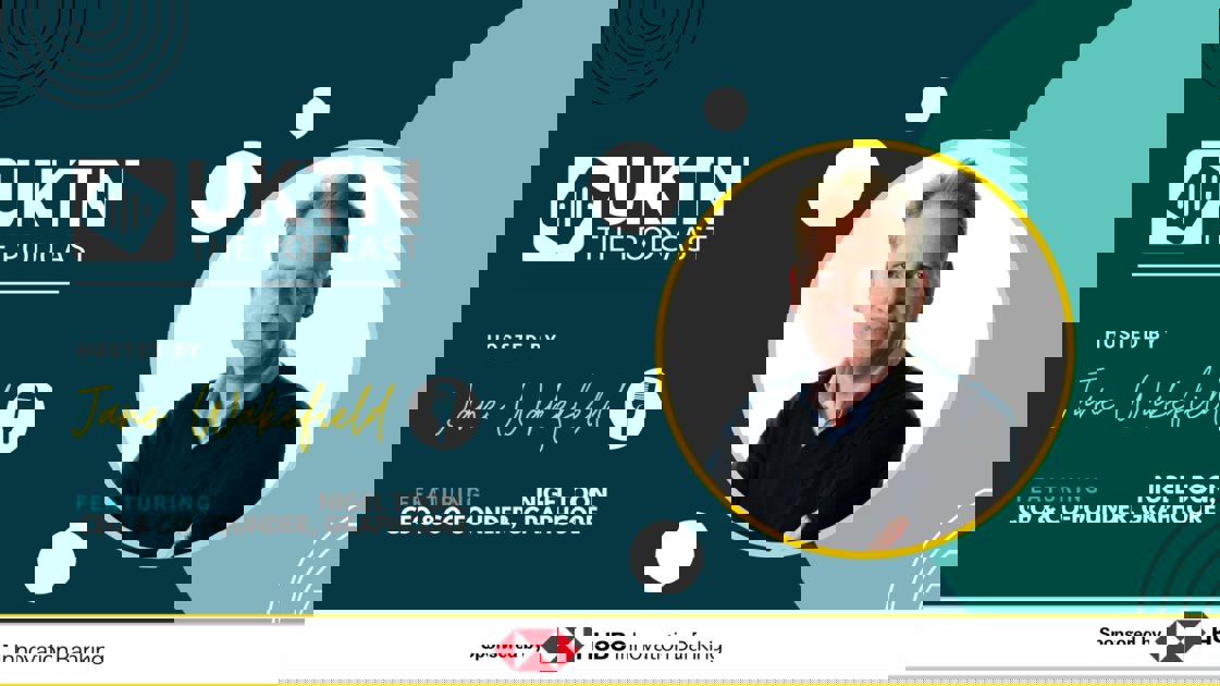 Найджел Тун және AI архитектурасы: Кремнийден санаға дейінгі жаһандық бәсеке